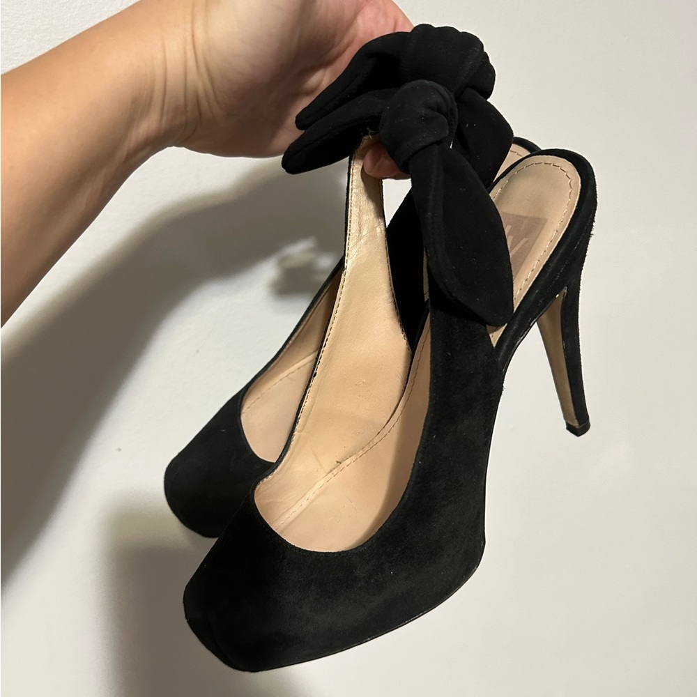 Dolce Vita lightly worn heels with bow tie back